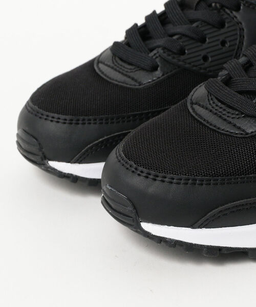 NIKE（ナイキ）の「NIKE / ウィメンズ エア マックス 90（スニーカー・レディース・ブラック/ホワイト/ホワイト系その他2・23.5cm/24.5cm/24.0cm/23.0cm）」の8枚目の写真