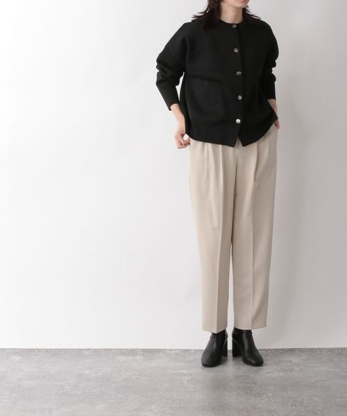 yuw（ユウ）の「ミラノリブクルーカーディガン　262877（カーディガン/ボレロ・レディース・ブラック/グリーン/ピンク・FREE）」の5枚目の写真