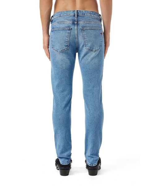 DIESEL(ディーゼル)の「DIESEL SS22 メンズ デニムパンツ スリムフィット サステナブル(デニムパンツ・メンズ・インディゴブルー・30inch/34inch/28inch/36inch/32inch/26inch)」の5枚目の写真