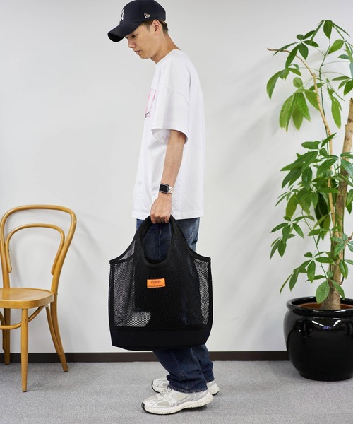 UNIVERSAL OVERALL（ユニバーサルオーバーオール）の「【UNIVERSAL OVERALL】MESH TOTE BAG / メッシュトートバック（トートバッグ・レディース・ベージュ/グリーン/ブラック・FREE）」の13枚目の写真