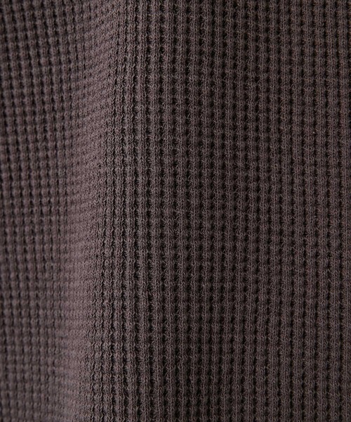 GALLARDAGALANTE（ガリャルダガランテ）の「2WAYワッフルプルオーバー（Tシャツ/カットソー・レディース・チャコールグレー/アイボリー・FREE）」の17枚目の写真
