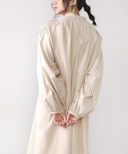 Bou Jeloud（ブージュルード）の「【WEB限定】ピンタックワンピース（ワンピース・レディース・ベージュ/カーキ/アイボリー・FREE）」の15枚目の写真