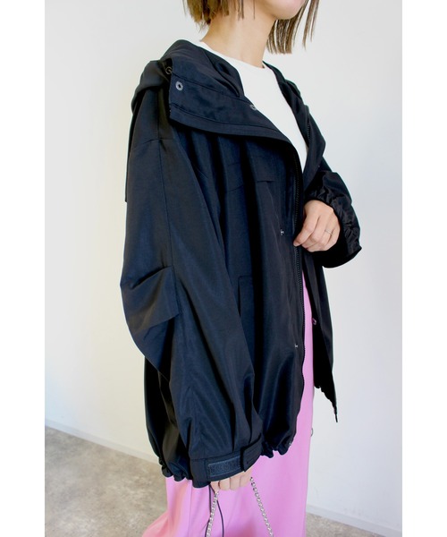 MLI'A（エムリア）の「配色／ブルゾン（ブルゾン・レディース・ブラック/ベージュ/カーキ・M）」の4枚目の写真