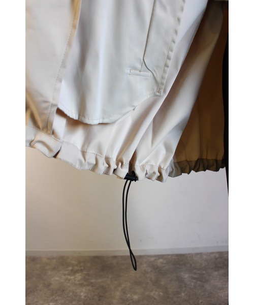 MLI'A（エムリア）の「配色／ブルゾン（ブルゾン・レディース・ブラック/ベージュ/カーキ・M）」の20枚目の写真