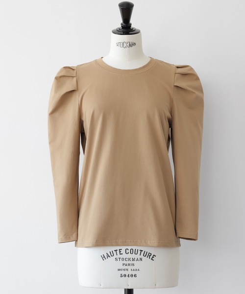 ELFRANK(エルフランク)の「ショルダーギャザーパワーショルダープルオーバー(Tシャツ/カットソー・レディース・ベージュ/ブラック/オフホワイト・FREE)」の7枚目の写真