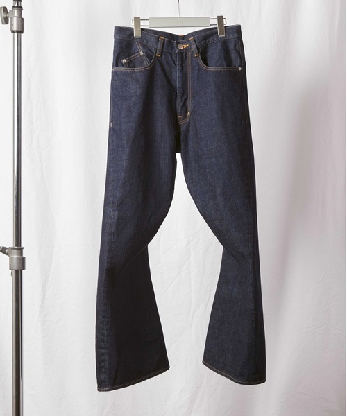 NVRFRGT（ネヴァーフォーゲット）の「NVRFRGT ORGANIC DENIM 3D TWISTED JEANS (NF221P04B)（デニムパンツ・メンズ・インディゴブルー・1/2）」の6枚目の写真