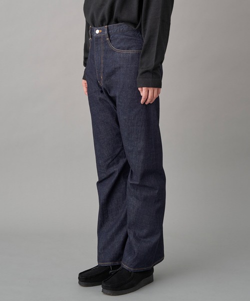 NVRFRGT（ネヴァーフォーゲット）の「NVRFRGT ORGANIC DENIM 3D TWISTED JEANS (NF221P04B)（デニムパンツ・メンズ・インディゴブルー・1/2）」の9枚目の写真