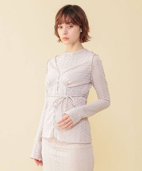 ME COUTURE（ミークチュール）の「レースレイヤードトップス（Tシャツ/カットソー・レディース・オフホワイト/ピンクベージュ・FREE）」の3枚目の写真