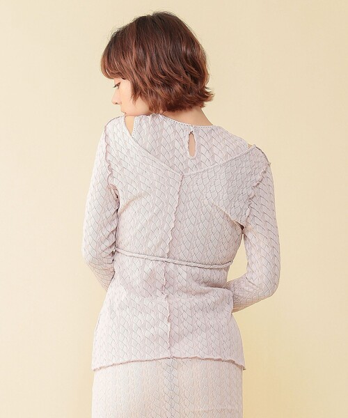 ME COUTURE（ミークチュール）の「レースレイヤードトップス（Tシャツ/カットソー・レディース・オフホワイト/ピンクベージュ・FREE）」の6枚目の写真