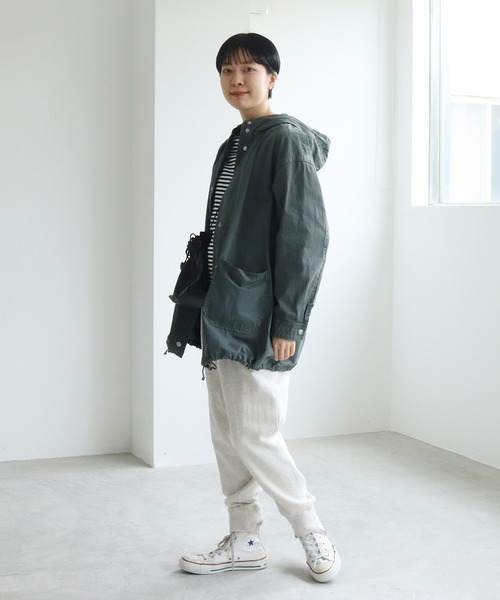 PAR ICI（パーリッシィ）の「ウェザークロス フードショートコート（マウンテンパーカー・レディース・ベージュ/グレー・FREE）」の11枚目の写真