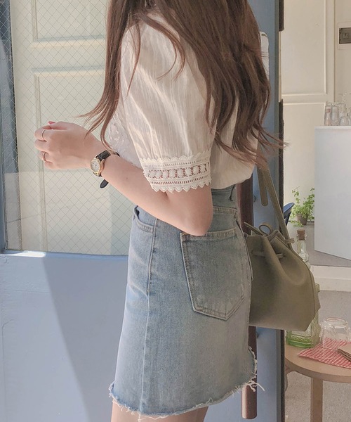AMOUR BOX(アムールボックス)の「ラインレース半袖ブラウス(シャツ/ブラウス・レディース・ホワイト・MEDIUM/LARGE/X-LARGE)」の5枚目の写真