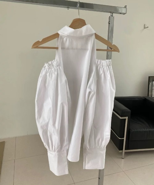 Wefst（ウェスト）の「【Wefst】オープンショルダーブラウス（シャツ/ブラウス・レディース・ホワイト・FREE）」の7枚目の写真