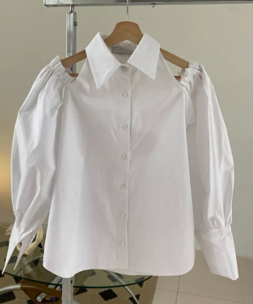 Wefst（ウェスト）の「【Wefst】オープンショルダーブラウス（シャツ/ブラウス・レディース・ホワイト・FREE）」の10枚目の写真