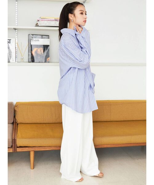 CALNAMUR（カルナムール）の「ボーイフレンドルーズシャツ（シャツ/ブラウス・レディース・ブルー/ホワイト・FREE）」の18枚目の写真