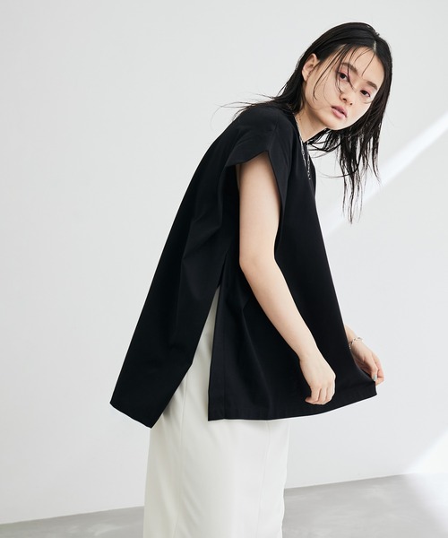 ADAM ET ROPE'（アダムエロペ）の「フォルムオーバーＴシャツ（Tシャツ/カットソー・レディース・ホワイト/ブラック・FREE）」の7枚目の写真