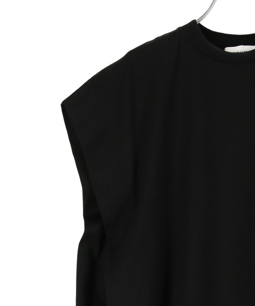 ADAM ET ROPE ブラック フレアTシャツ ADAM ET ROPE'（アダムエロペ）の「フォルムオーバーTシャツ（T