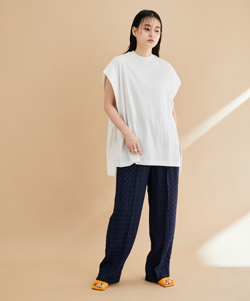 ADAM ET ROPE'（アダムエロペ）の「フォルムオーバーTシャツ（T