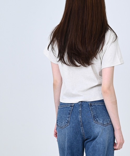 me+em select(ミームセレクト)の「BASEBALLロゴショート丈Tシャツ(Tシャツ/カットソー・レディース・スカイブルー/アイボリー/クリーム・FREE)」の10枚目の写真