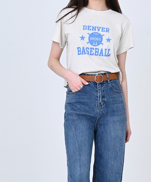 me+em select(ミームセレクト)の「BASEBALLロゴショート丈Tシャツ(Tシャツ/カットソー・レディース・スカイブルー/アイボリー/クリーム・FREE)」の11枚目の写真