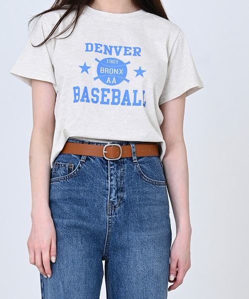 me+em select(ミームセレクト)の「BASEBALLロゴショート丈Tシャツ(Tシャツ/カットソー・レディース・スカイブルー/アイボリー/クリーム・FREE)」の12枚目の写真