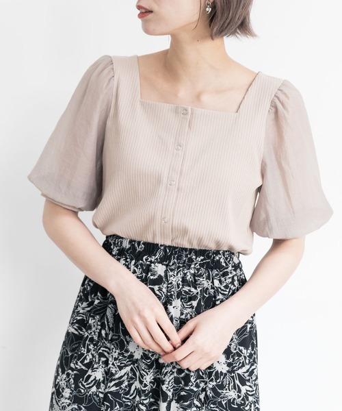 mysty woman(ミスティウーマン)の「シアースリーブ2WAYプルオーバー 285715(Tシャツ/カットソー・レディース・ブラック/オフホワイト/グレイッシュベージュ・FREE)」の3枚目の写真