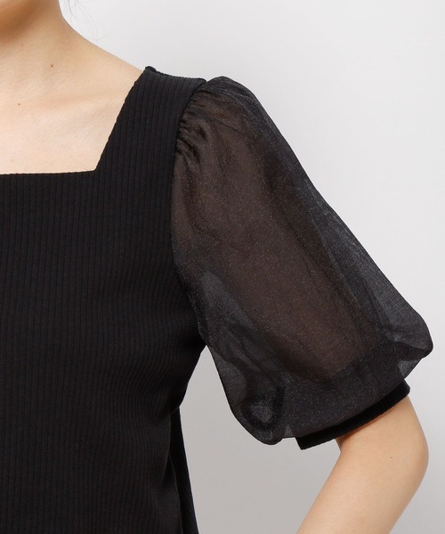 mysty woman(ミスティウーマン)の「シアースリーブ2WAYプルオーバー 285715(Tシャツ/カットソー・レディース・ブラック/オフホワイト/グレイッシュベージュ・FREE)」の14枚目の写真
