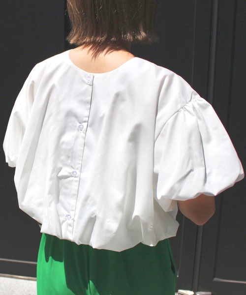 MLI'A（エムリア）の「2WAYボリューム袖ブラウス（シャツ/ブラウス・レディース・オフホワイト/グリーン/ピンク・M）」の14枚目の写真