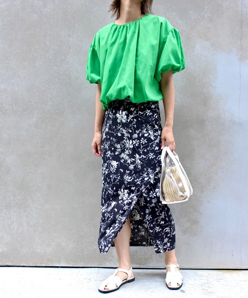 MLI'A（エムリア）の「2WAYボリューム袖ブラウス（シャツ/ブラウス・レディース・オフホワイト/グリーン/ピンク・M）」の4枚目の写真