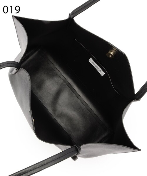 OPAQUE.CLIP（オペークドットクリップ）の「◆フェイクレザーA4サイズトートバッグ（トートバッグ・レディース・ブラック/ベージュ/シルバー/ブルー・00）」の16枚目の写真