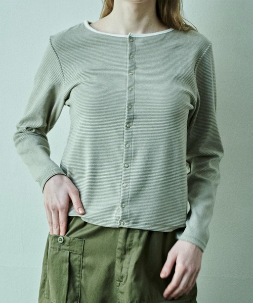 kha:ki（カーキ）の「「KHA:KI / カーキ」NARROW STRIPED STRECH RIB（Tシャツ/カットソー・レディース・ホワイト/ライトカーキ/ブラウン・1）」の7枚目の写真