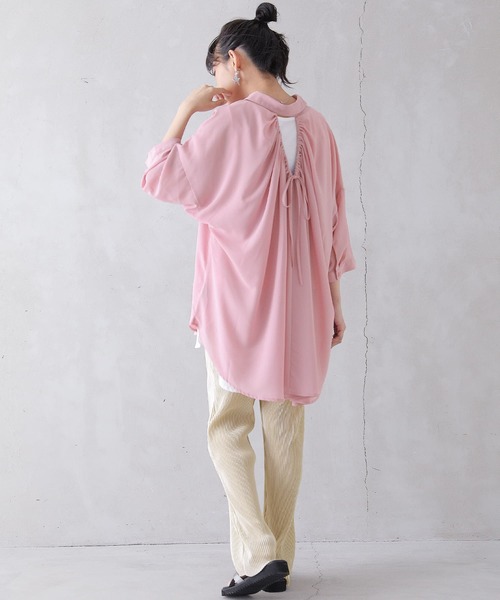 osharewalker(オシャレウォーカー)の「『バックオープンリボンデザインシアーシャツ』(シャツ/ブラウス・レディース・ミント/ブラック/ピンク/グレイッシュブルー・FREE)」の19枚目の写真