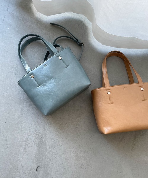 CANAL JEAN(キャナルジーン)の「smileyranna フェイクレザートートバッグ(トートバッグ・レディース・ベージュ/サックスブルー・ONE SIZE)」の3枚目の写真