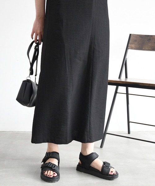 sango（sango）の「リネンタッチVネックジャンパースカート（スカート・レディース・ブラック/キナリ/モカ・FREE）」の17枚目の写真
