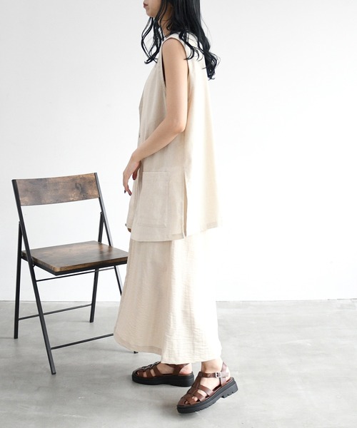 sango（sango）の「リネンタッチVネックジャンパースカート（スカート・レディース・ブラック/キナリ/モカ・FREE）」の8枚目の写真