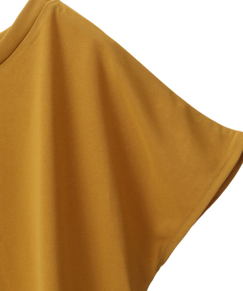 SOFFITTO（ソフィット）の「汗シミ防止/抗菌防臭　バックフレアTシャツ【取り扱い店舗限定】（Tシャツ/カットソー・レディース・ブラック/オフホワイト/イエロー/モカ・M）」の7枚目の写真