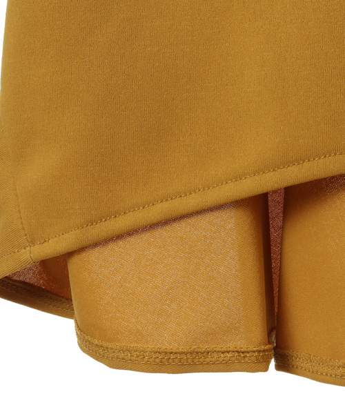 SOFFITTO（ソフィット）の「汗シミ防止/抗菌防臭　バックフレアTシャツ【取り扱い店舗限定】（Tシャツ/カットソー・レディース・ブラック/オフホワイト/イエロー/モカ・M）」の8枚目の写真