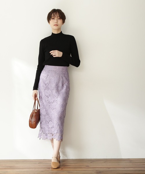 N.(N. Natural Beauty Basic)(エヌエヌナチュラルビューティーベーシック)の「◆総針ボトルネック長袖ニット(ニット/セーター・レディース・ブラック/レッド/グリーン/クリーム/チョコ・MEDIUM)」の8枚目の写真