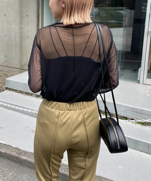 CAPRICIEUX LE'MAGE（カプリシューレマージュ）の「シアーハイネックプルオーバー（Tシャツ/カットソー・レディース・ブラック/アイボリー/キャメル・FREE）」の16枚目の写真