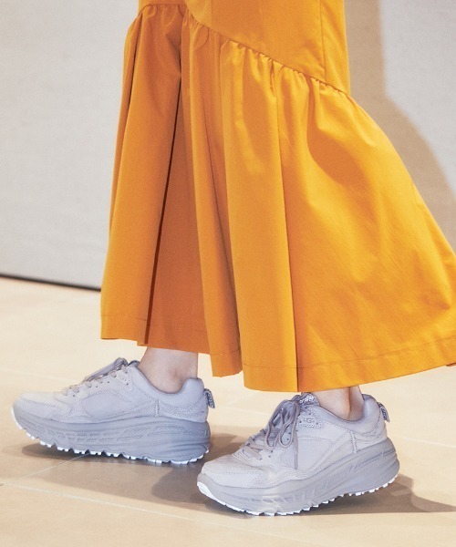 UGG(アグ)の「【UGG for emmi】CA805(スニーカー・レディース・ベージュ・25cm/24.5cm/23.5cm/24cm/23cm)」の3枚目の写真