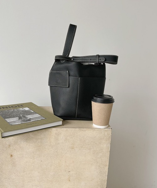 Bab（バブ）の「配色ステッチハンドバッグ（ハンドバッグ・レディース・ライトグリーン/モカ/ブラック系その他/アイボリー/ブラック・ONESIZE）」の3枚目の写真