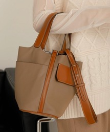 配色ステッチハンドバッグ