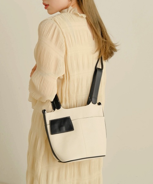 Bab（バブ）の「配色ステッチハンドバッグ（ハンドバッグ・レディース・ライトグリーン/モカ/ブラック系その他/アイボリー/ブラック・ONESIZE）」の15枚目の写真
