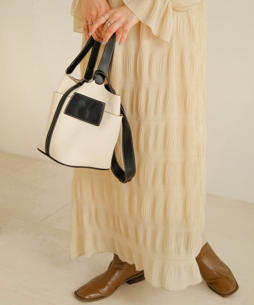 Bab（バブ）の「配色ステッチハンドバッグ（ハンドバッグ・レディース・ライトグリーン/モカ/ブラック系その他/アイボリー/ブラック・ONESIZE）」の16枚目の写真