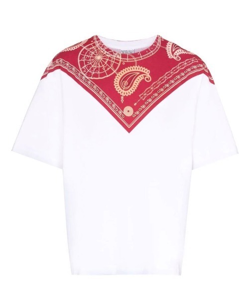 MARCELO BURLON(マルセロ・バーロン)の「【MARCELO BURLON】BANDANA OVER T-SHIRT(Tシャツ/カットソー・メンズ・ホワイト×レッド・M/L)」の1枚目の写真