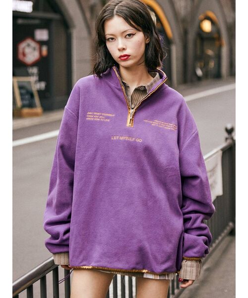 jouetie（ジュエティ）の「ハーフZIPロゴフリーストップス（その他トップス・レディース・パープル/ブルー/ブラック/アイボリー・MEDIUM）」の5枚目の写真