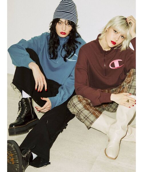 jouetie(ジュエティ)の「【Champion別注】ハーフZIPプルオーバー(スウェット・レディース・ブラック/ブラウン/グレー/ブルー・MEDIUM)」の7枚目の写真