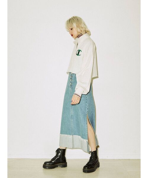 jouetie(ジュエティ)の「【Champion別注】ハーフZIPプルオーバー(スウェット・レディース・ブラック/ブラウン/グレー/ブルー・MEDIUM)」の13枚目の写真