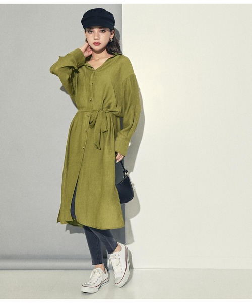 ANAP（アナップ）の「ウエストリボンロングシャツ（シャツ/ブラウス・レディース・ブラック/カーキ/アイボリー/キャメル・FREE）」の4枚目の写真