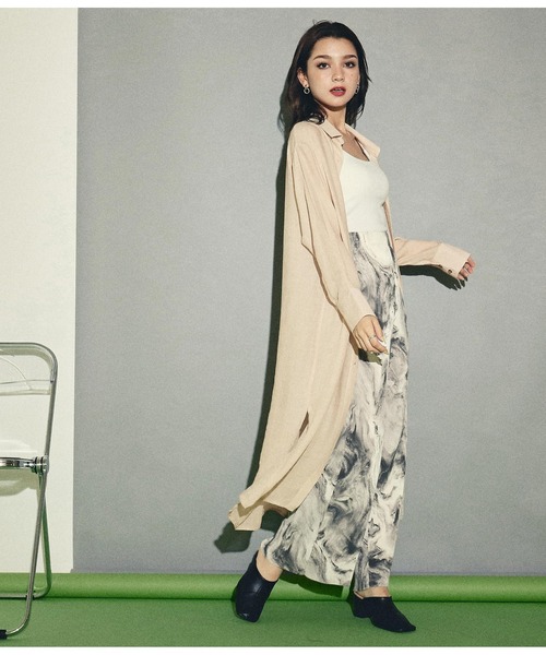 ANAP（アナップ）の「ウエストリボンロングシャツ（シャツ/ブラウス・レディース・ブラック/カーキ/アイボリー/キャメル・FREE）」の2枚目の写真