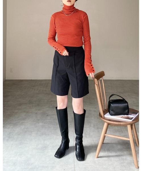 She's Closet(シーズクローゼット)の「袖ボタンハイネックタイト長袖ボーダーリブニットプルオーバー(ニット/セーター・レディース・グリーン/ブラック/オフホワイト/ピンク/オレンジ・FREE)」の15枚目の写真